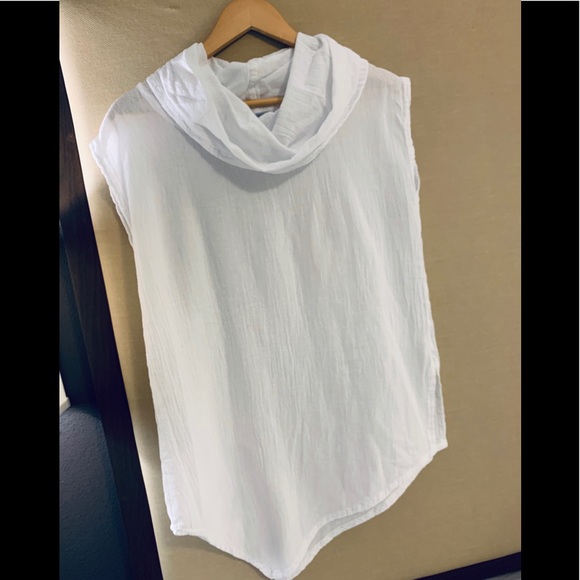 Top - Picture 5 of 6